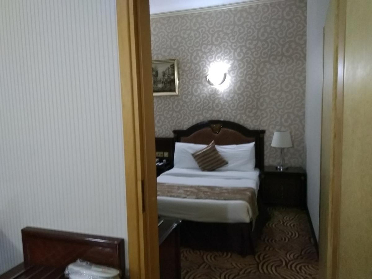 Sun And Sands Hotel Дубай Экстерьер фото